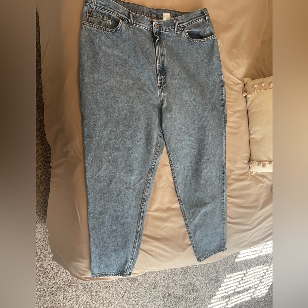 Levi’s 550 Tapered Straight Leg 90s Style Mom Jeans 22W Short